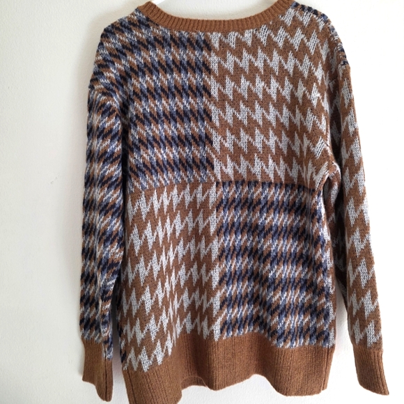 Aqua Womens Brown Chevron Button-Up Cardigan Sweater Cardigan Sz. Small - Picture 2 of 5